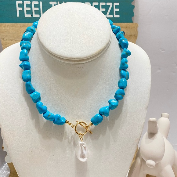 NEW ARRIVAL CHUNKY STATEMENT NECKLACE - Picture 4 of 8